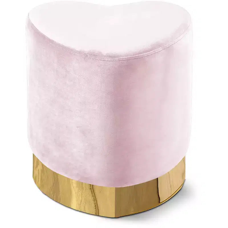 Taburete otomano de terciopelo con forma de corazón, tapicería color crema, base de acero inoxidable dorado, diseño contemporáneo